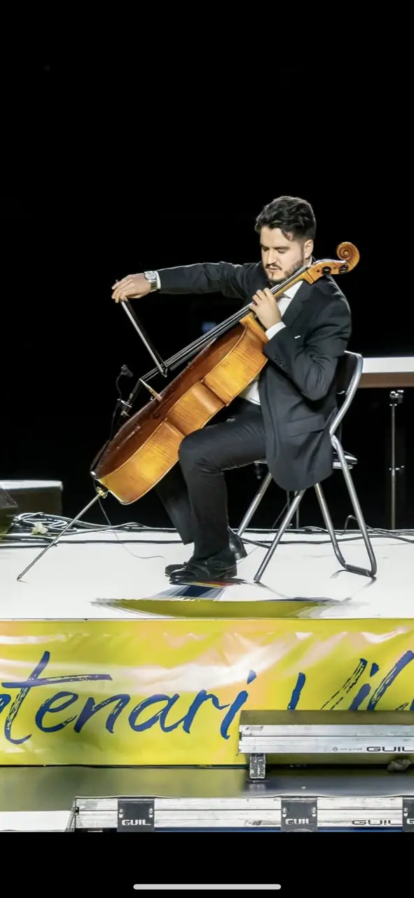 Concert performance 16